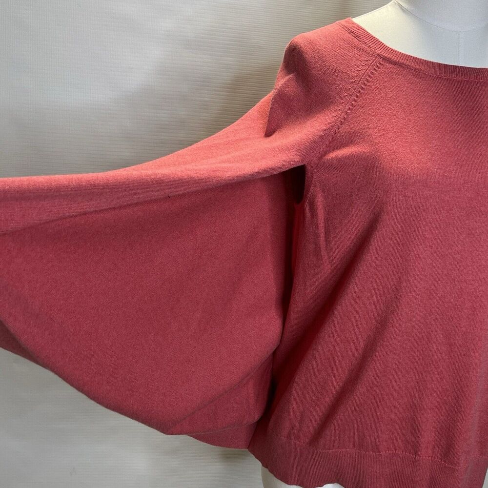 Trina Turk Shirt Womens Medium Fuschia Knit Sweater Cape Poncho Top Sleeveless